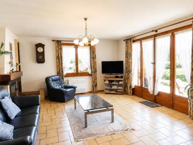 6.5 Zimmer Einfamilienhaus mit grossem Garten von 1'618 m2