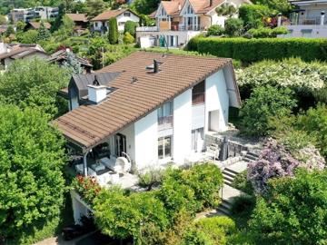 6,5 Zimmer freistehende Villa mit Blick auf den Genfersee