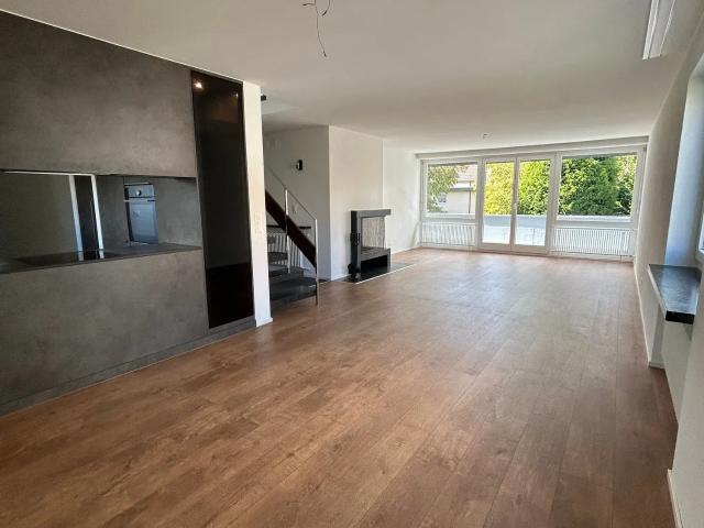 6.5 Zimmer, 160 m², 1. Stock