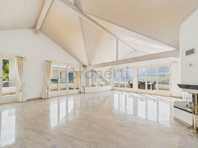 6.5 Zimmer, 184 m², 4. Stock