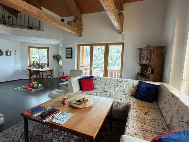6.5 Zimmer, 186 m², 2. Stock