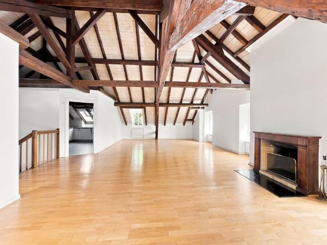 6.5 Zimmer, 193 m², 1. Stock