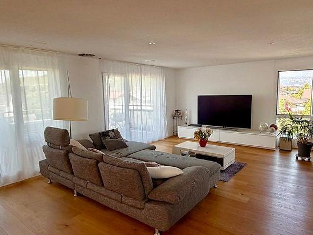 6.5 Zimmer, 208 m², 2. Stock