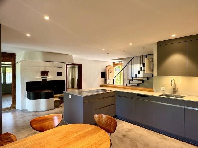 6.5 Zimmer, 225 m²