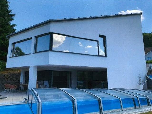 6 7 Zimmer Villa mit Aussenpool