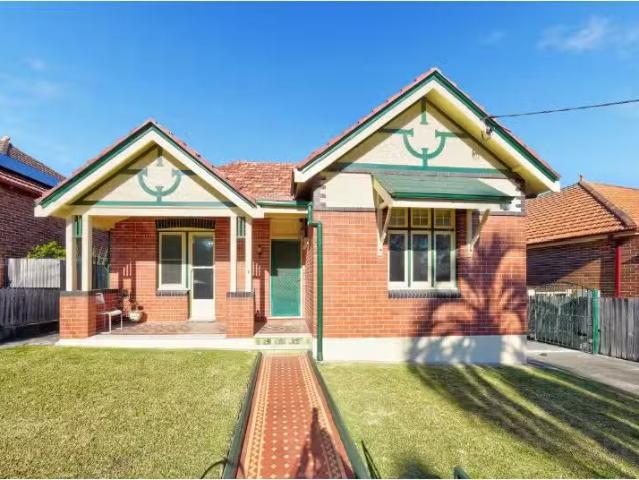 6A Miller Street, HABERFIELD House for rent Listed by Beryl Y.