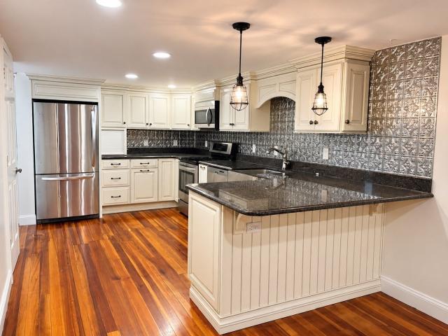 6A School St, Plymouth, US, MA