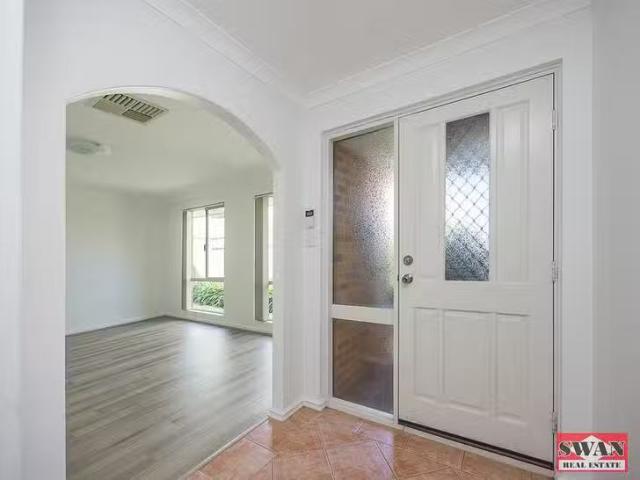 6B Elia Courtyard, Swan View, WA 6056
