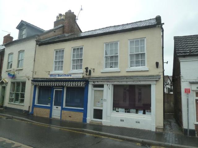6b High Street Wem 2 bed flat to rent £595 pcm £137 pw