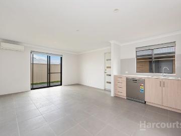 6B Somerset Way, LAKELANDS, WA 6180
