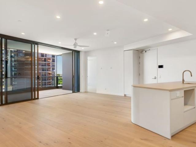 6th Floor New Build!