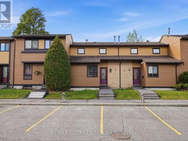 73 6917 Bilberry Drive, Ottawa, ON, K1C 2C1 townhouse for sale | Listing ID X13880 | Royal LePage