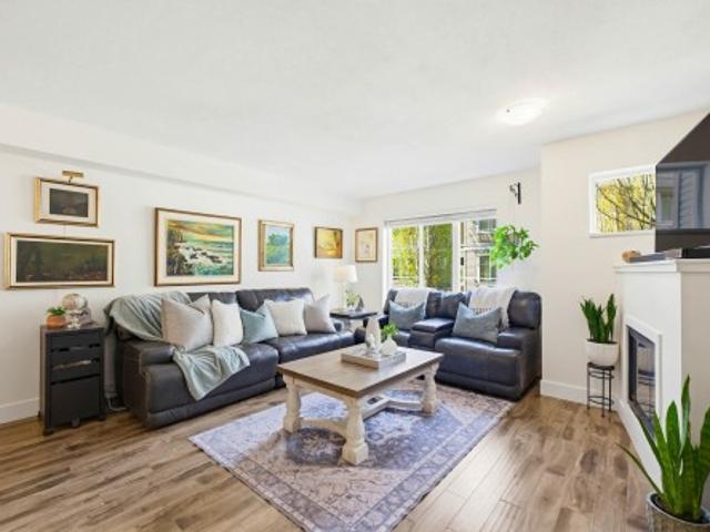 73 1515 A Avenue, Surrey, BC, V3S 8A6 townhouse for sale | Listing ID R3116 | Royal LePage