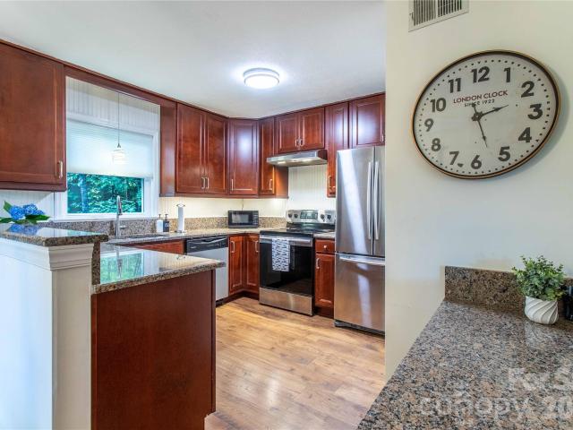 73 Toxaway Views Drive # 304
