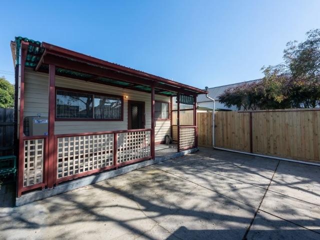73 Williamstown Road, Seddon, VIC 3011