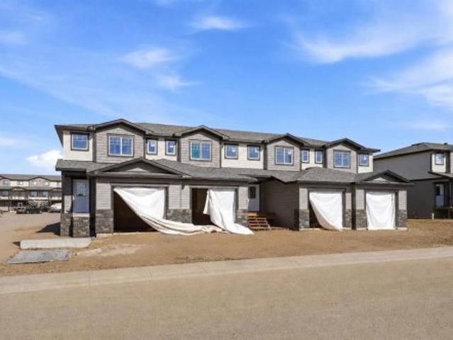 73 Willow Road, Blackfalds, AB, T4M 0J2 townhouse for sale | Listing ID A2283 | Royal LePage