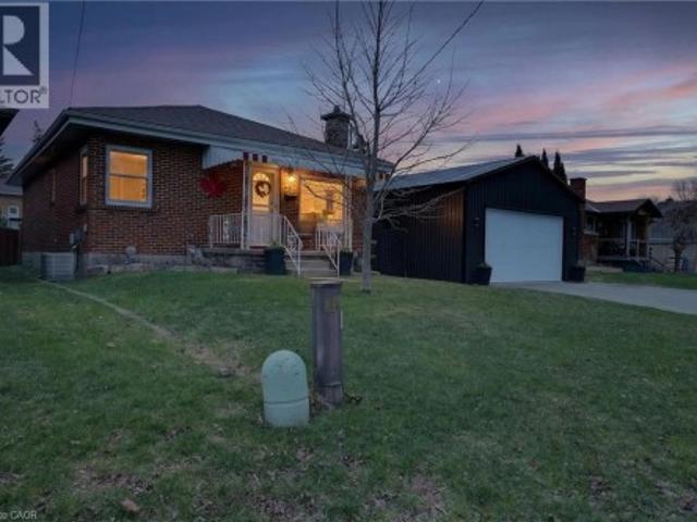 73 Avondale Street, Brantford, ON, N3S 4M1 house for sale | Listing ID 40861 | Royal LePage