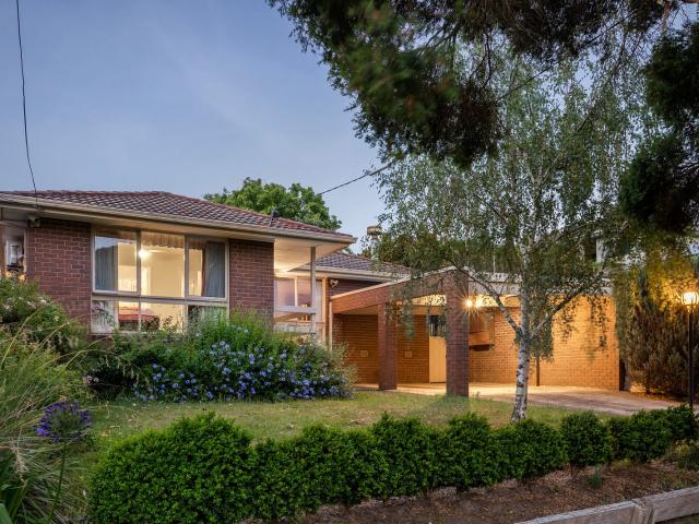 73 Baratta Street, Blackburn South, VIC 3130 House for Rent Ray White Burwood & Blackburn Group