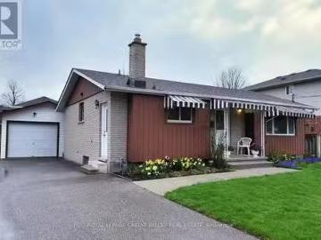 Guelph, Ontario - Garden, Parking, Cellar