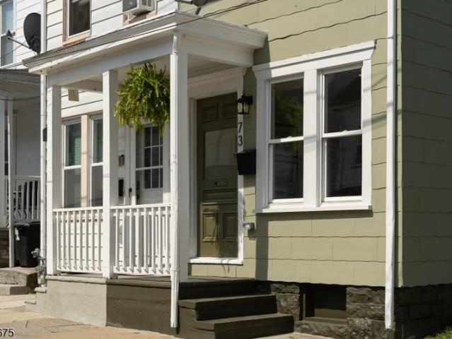 73 Colby Pl