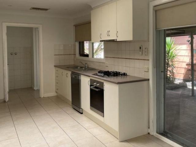 73 David Avenue, Keilor East VIC 3033