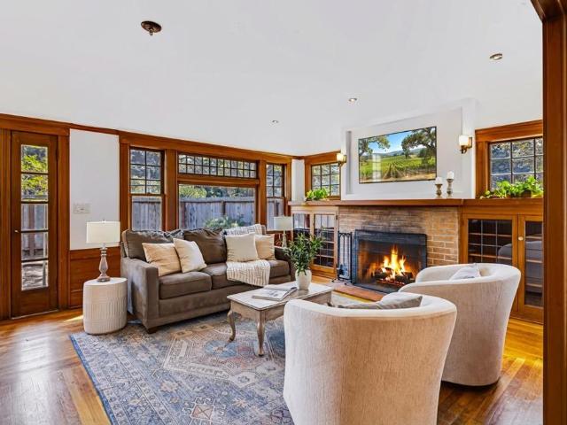 73 Echo Valley Road