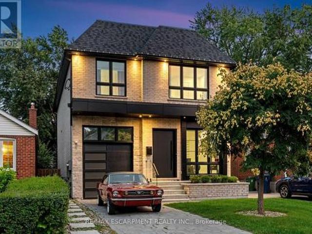 73 Elma Street, Toronto, ON, M8V 1X9 house for sale | Listing ID W13798 | Royal LePage