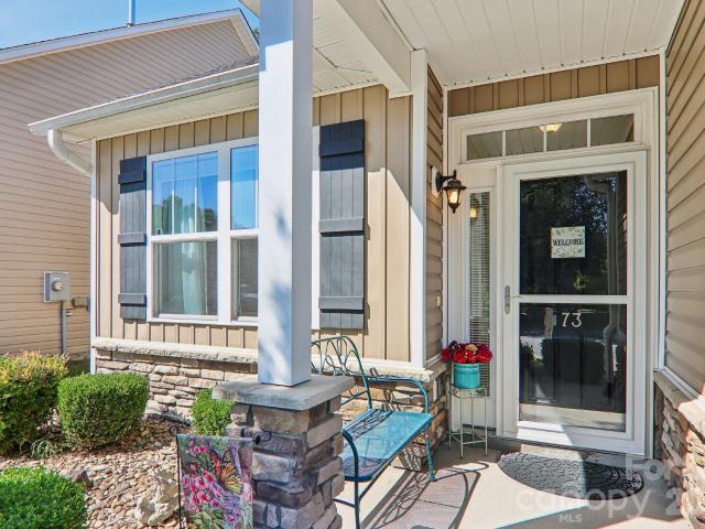73 Foxtail Court
