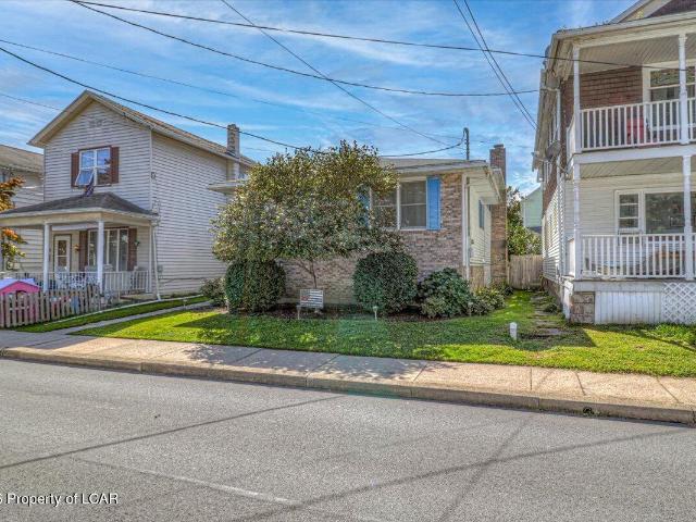 73 Girard Avenue
