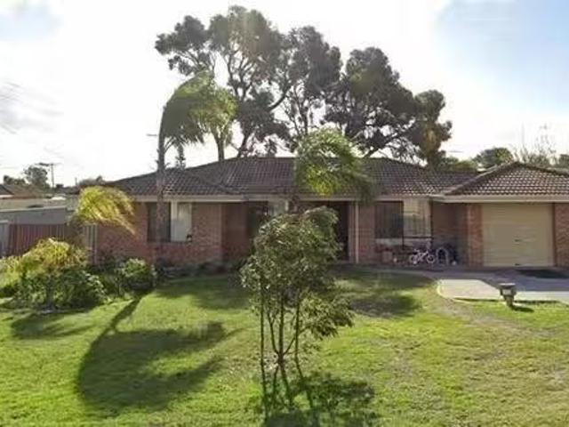 73 Goongarrie Drive, Waikiki, WA 6169
