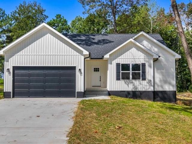 73 Ivy Dr, Henagar, AL 35978