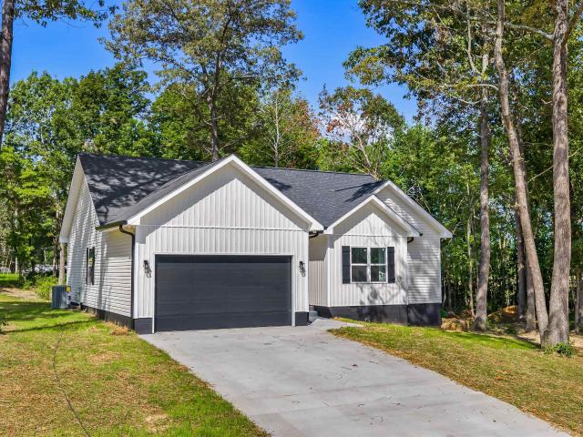 73 Ivy Drive