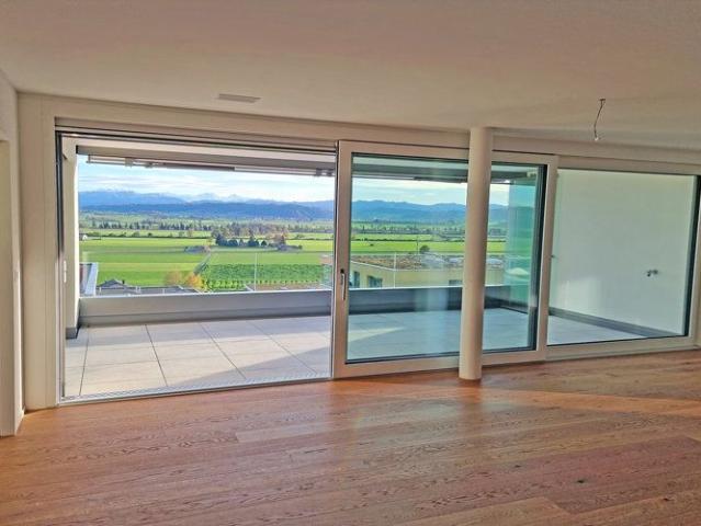 73 m²