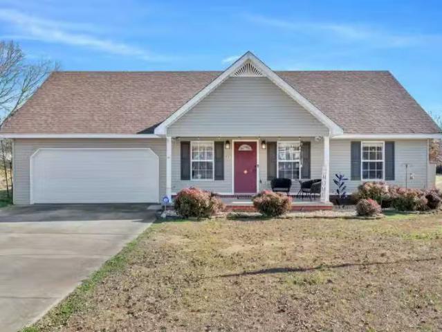 73 PARK ST, ROGERSVILLE, AL 35652
