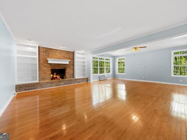 73 Ridgeview Heights