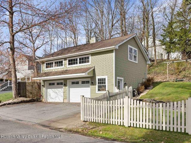 73 Sands Avenue