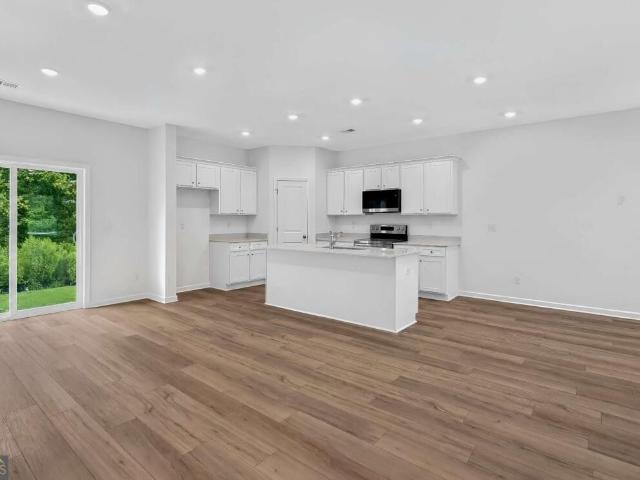 73 Sea Grove Drive