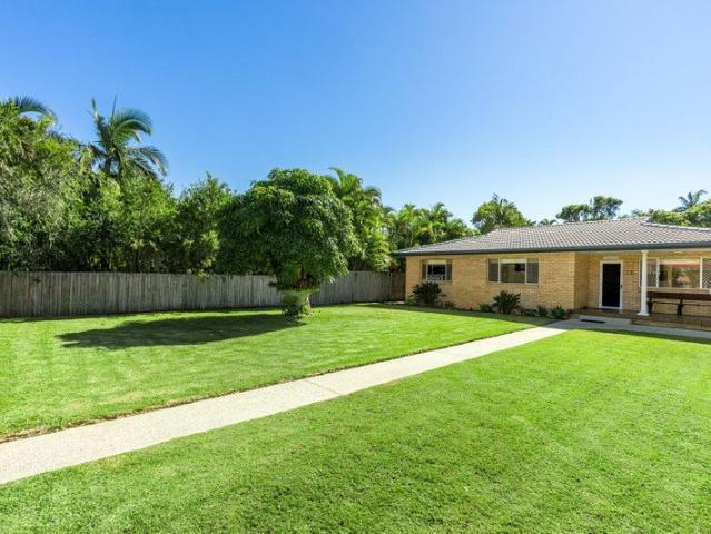 73 Shirley Street Byron Central Fully Furnished Inc Utilities Available July 2026 up to Mid November 2026