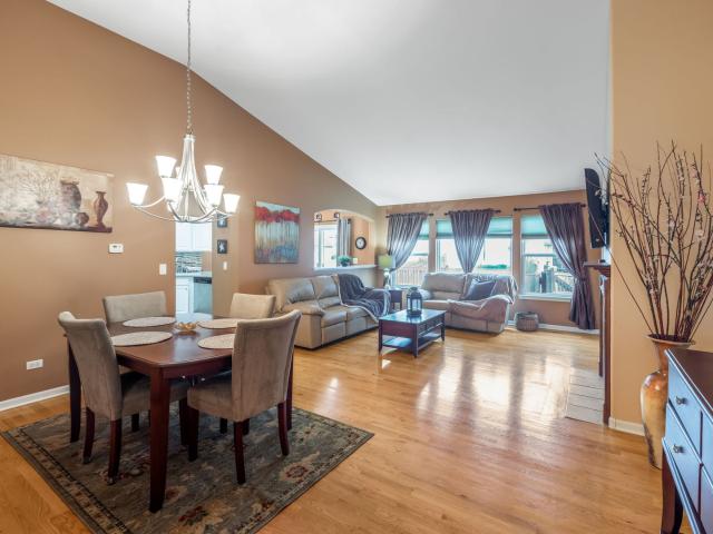 7004 Nathan Lane