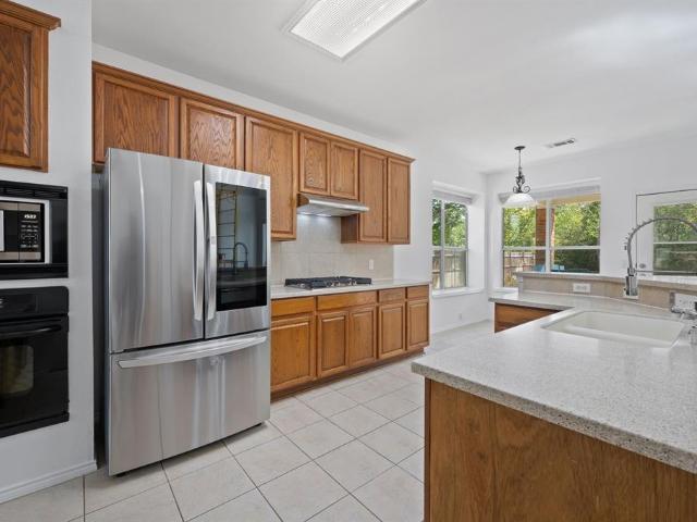 7004 Crenshaw Lane