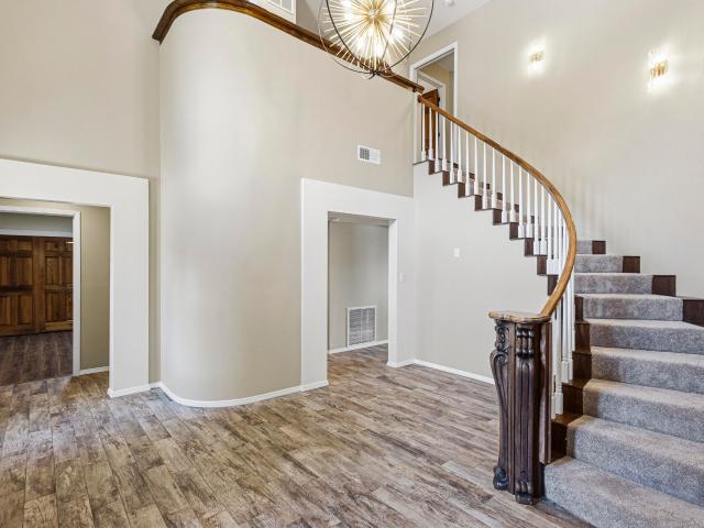 7009 Pala Mesa Court NE