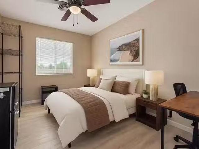 #70015: Room in 8 Bed 3 Bath