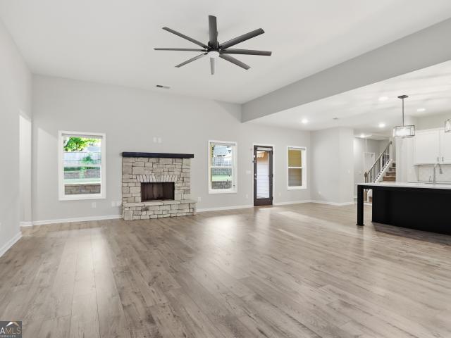 7001 Palomino Trail
