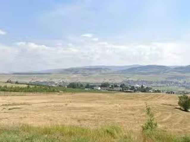7001 & 6901 Lakeridge & Amber Drive, Vernon, BC, V1H 1P5 vac.