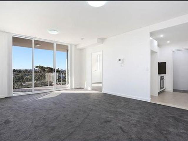 $700/week! ! At the great location in Merrylands