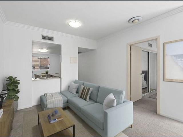 $700/wk 5th Aug 2026 26 Jan 2027, $800/wk 27 Jan 2027 1 Feb 2028