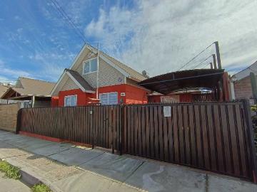 $ 700.000 Casa en Arriendo en Coquimbo 4 dormitorios 3 baños / Kutt Property