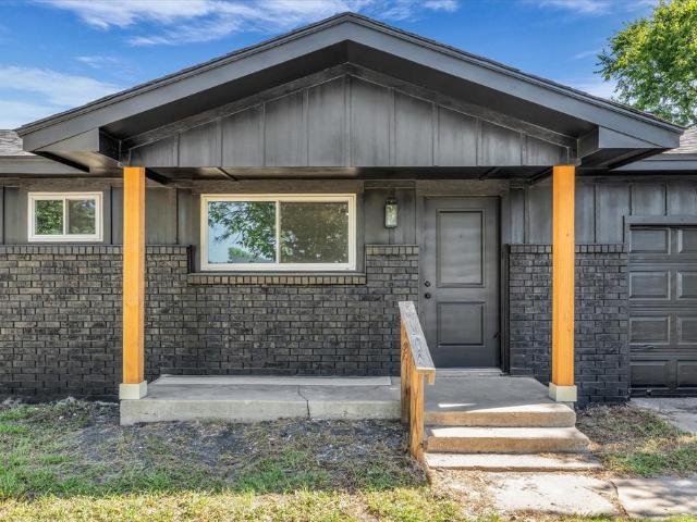 700 4th Street