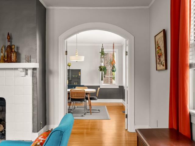 700 5th Ave W