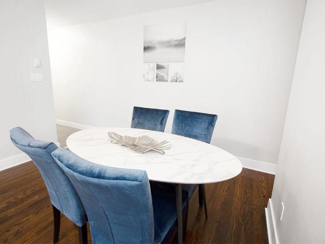 700 Corydon Avenue 1 Bedroom Apartment for Rent at 700 Corydon Ave, Winnipeg, MB R3M 0X9 Earl Grey